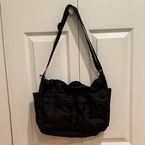 Uniqlo Multi Pocket Shoulder Bag